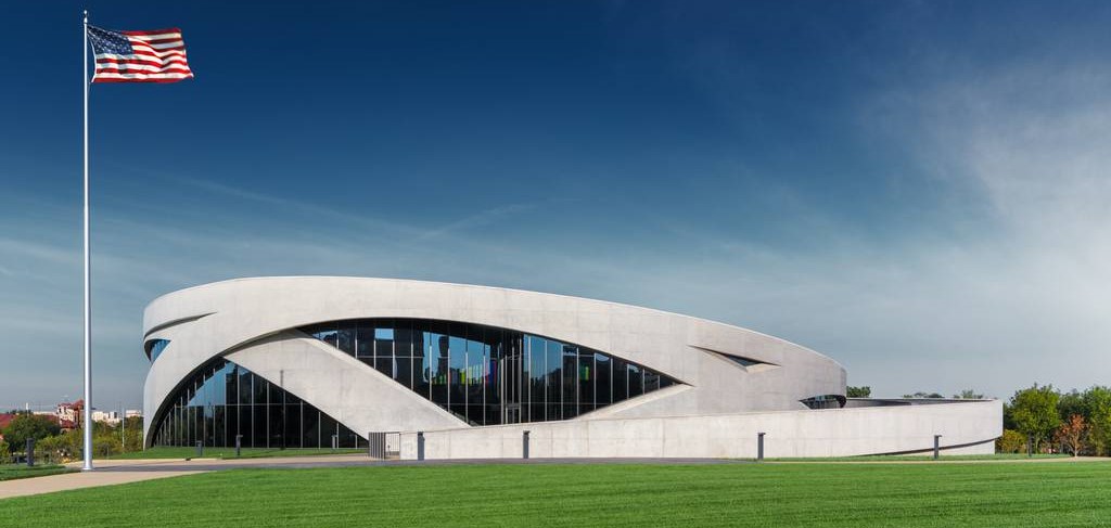 National Veterans Memorial and Museum